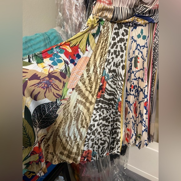 Made in India- eisha desion-? MultiColor sleeveless pleated- size 18W - Picture 6 of 11